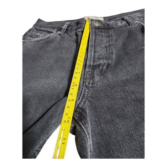 We The Free Maggie Mid Rise Washed Black Distressed Jeans Sz 26 Streetware Wide - Picture 4 of 9